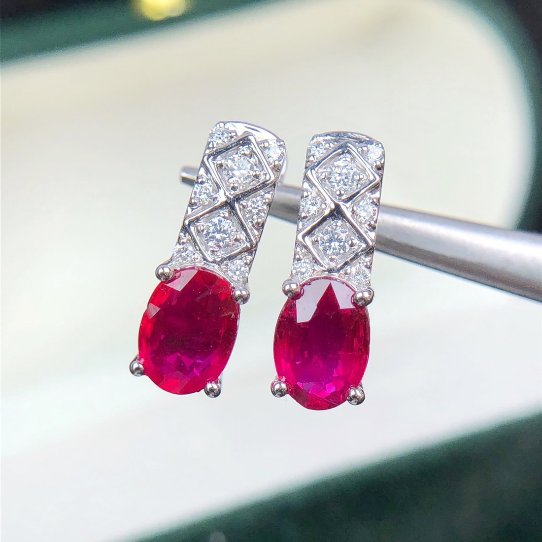 14k Gold 1.58 Ctw Natural Ruby & Diamond Earrings - 6
