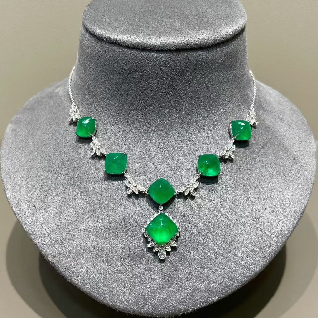 14k Gold 18.2 Ct Natural Emerald & Diamond Necklace - 4