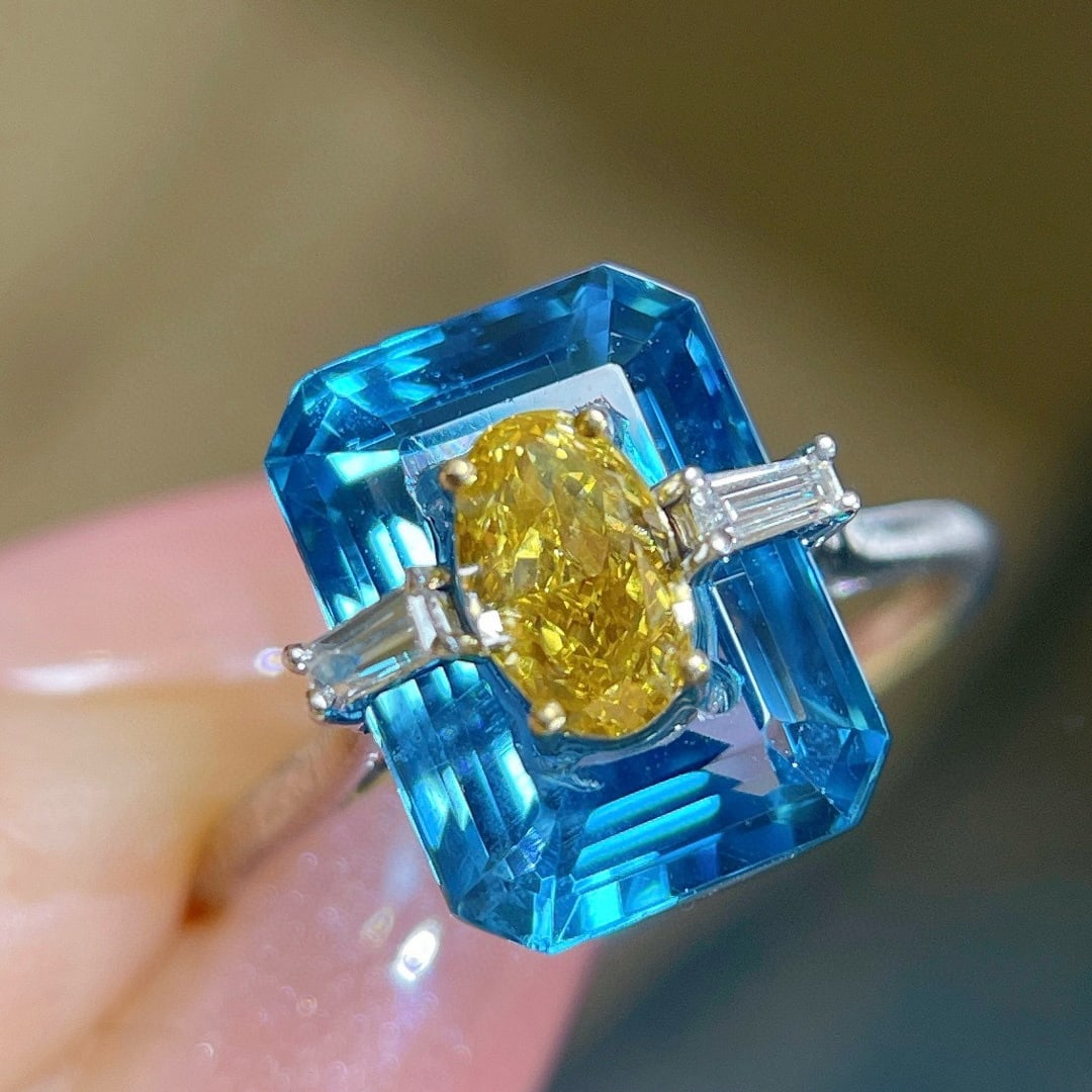 14k Gold 0.60 Ctw Natural Yellow Diamond & Diamond Ring - 2