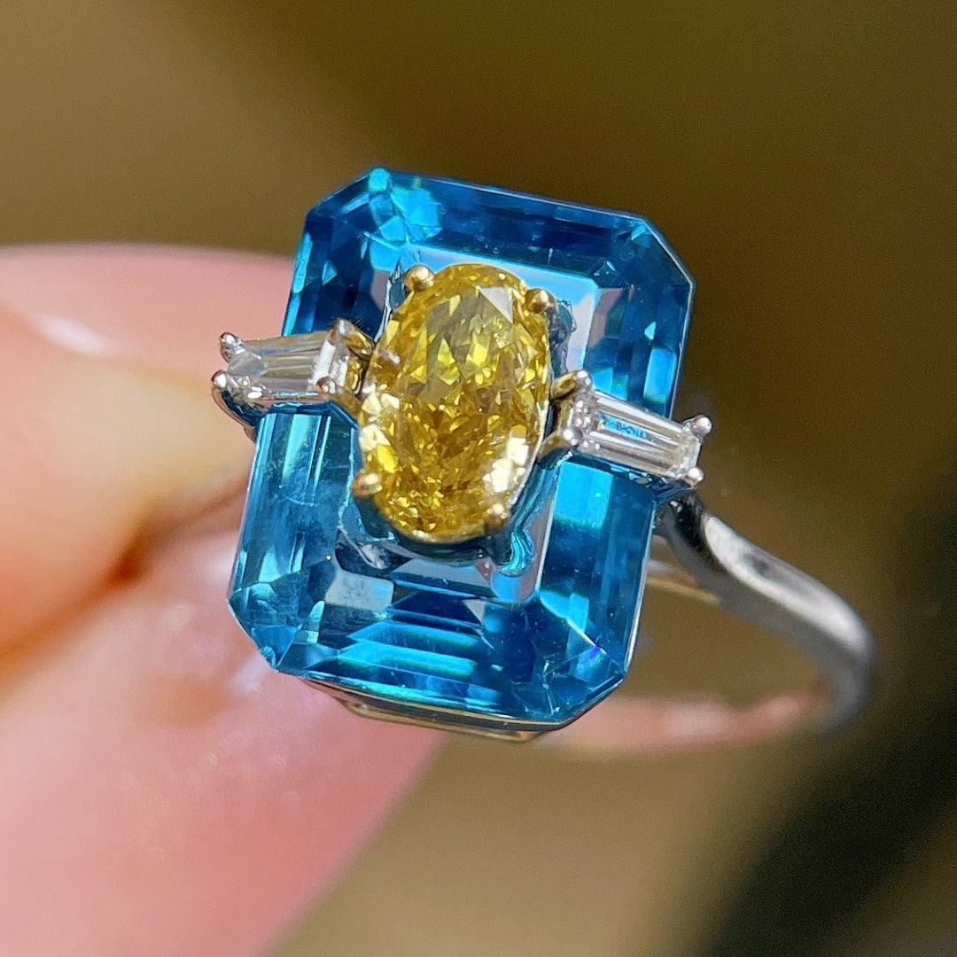 14k Gold 0.60 Ctw Natural Yellow Diamond & Diamond Ring - 7