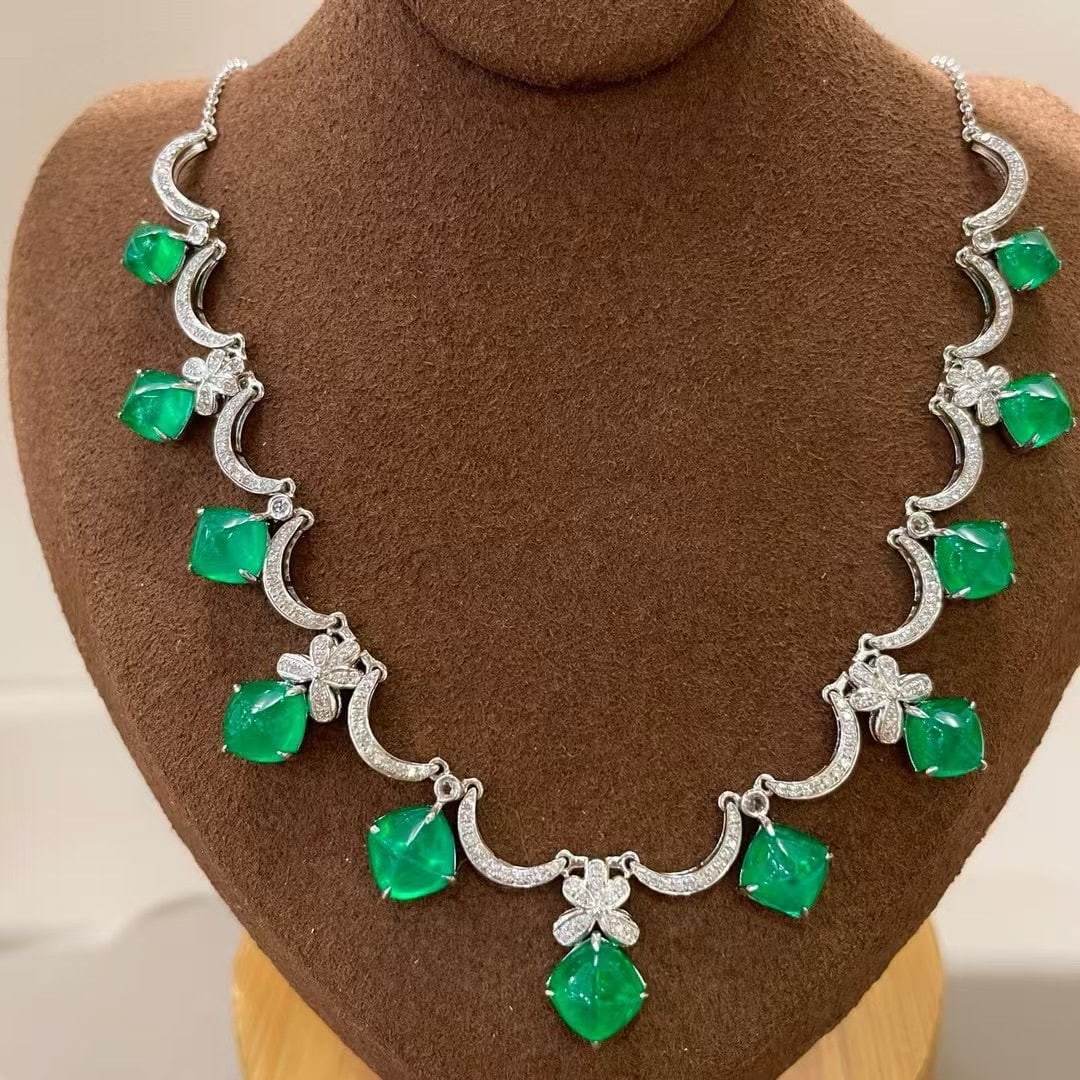 14k Gold 10.57 Ct Natural Emerald & Diamond & Sapphire Necklace - 2