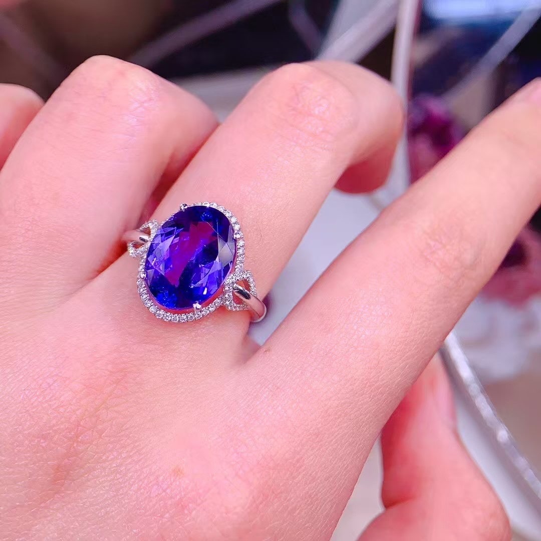 14k Gold 5.00 Ct Natural Tanzanite & Diamond Ring - 5
