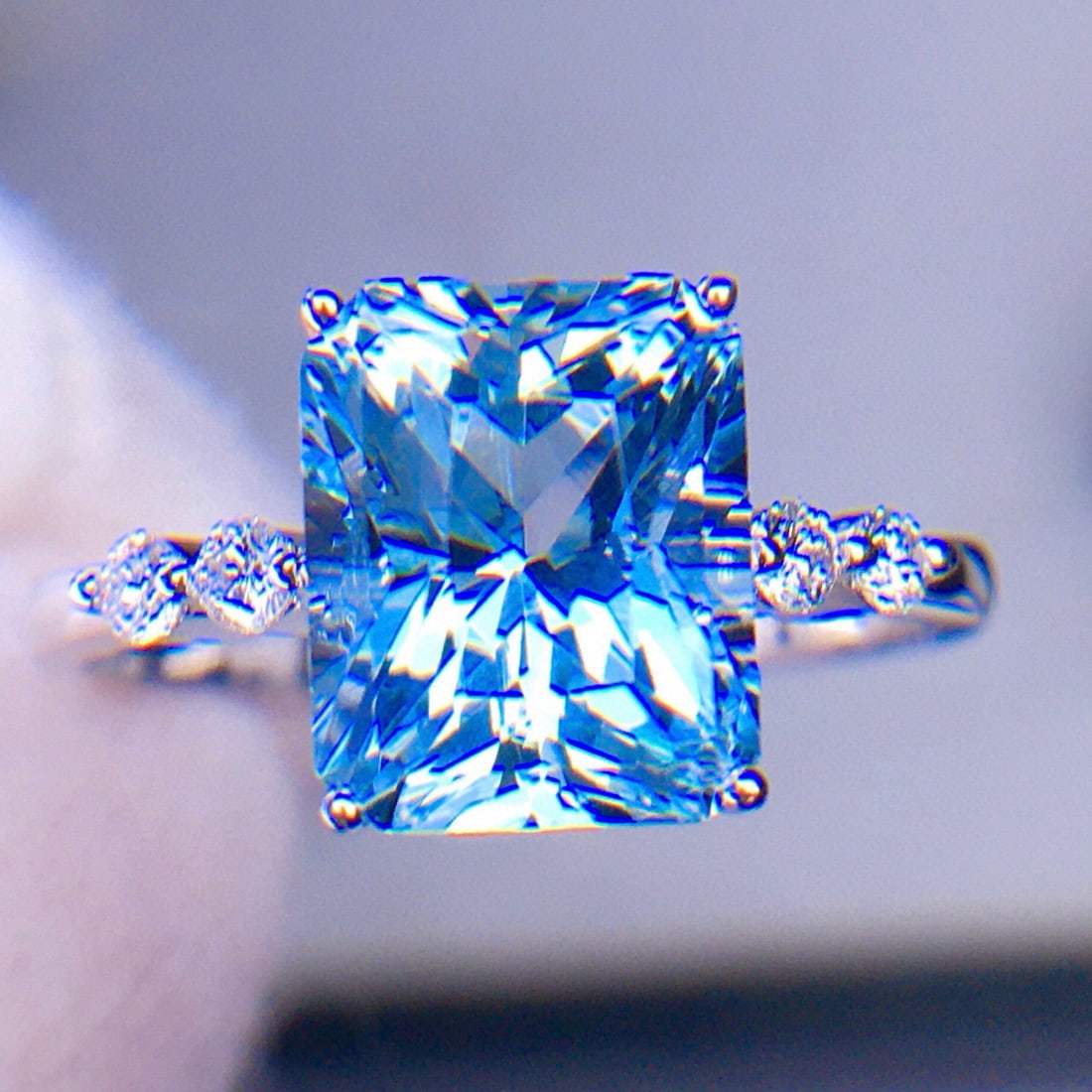 14k Gold 3.10 Ct Natural Aquamarine & Diamond Ring - 5