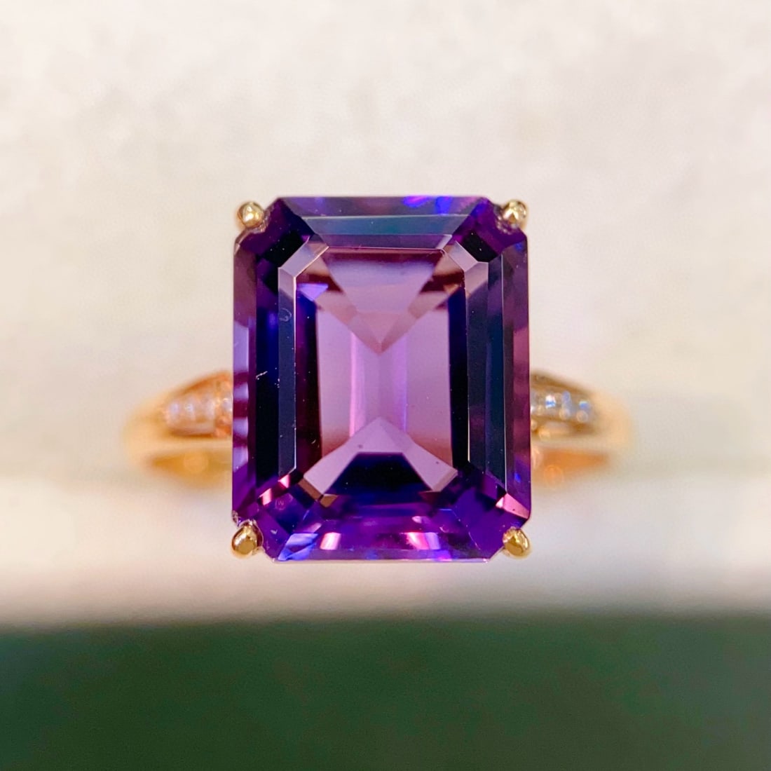 14k Gold 5.53 Ctw Natural Amethyst & Diamond Ring - 3