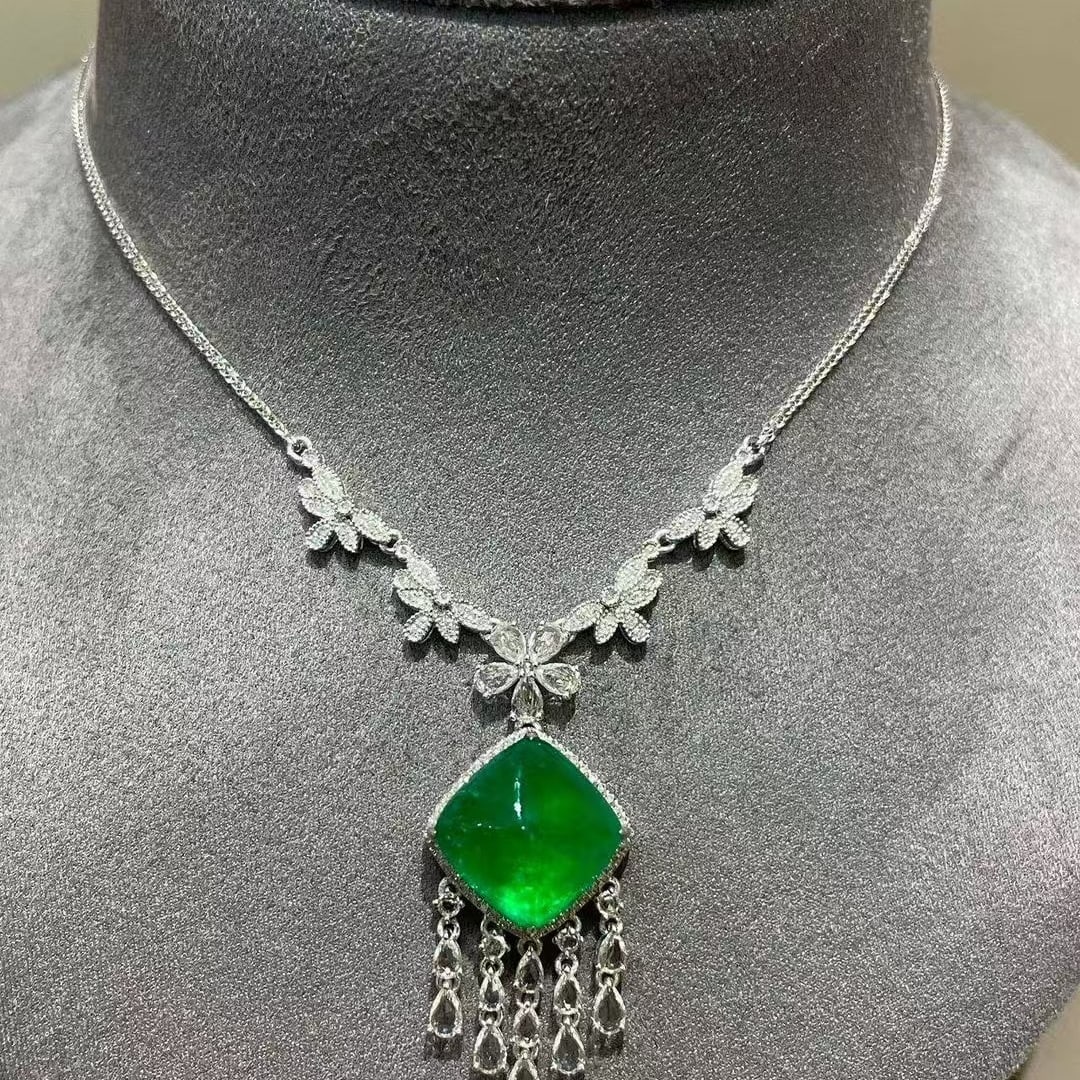 14k Gold 8.68 Ct Natural Emerald & Diamond & Sapphire Necklace - 5
