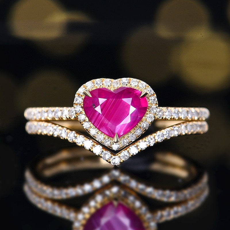 14k Gold 1.15 Ctw Natural Ruby & Diamond Ring: Ref:231093098 // gold content:14k gold // ring size:7. 25us // // main gemstone:ruby // shape:heart // carat weight:0. 86ct // color:pinkish red // treatment:natural // // adjacent gemstone 2 :