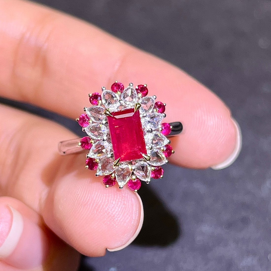 14k Gold 1.58 Ctw Natural Ruby & Diamond Ring - 2
