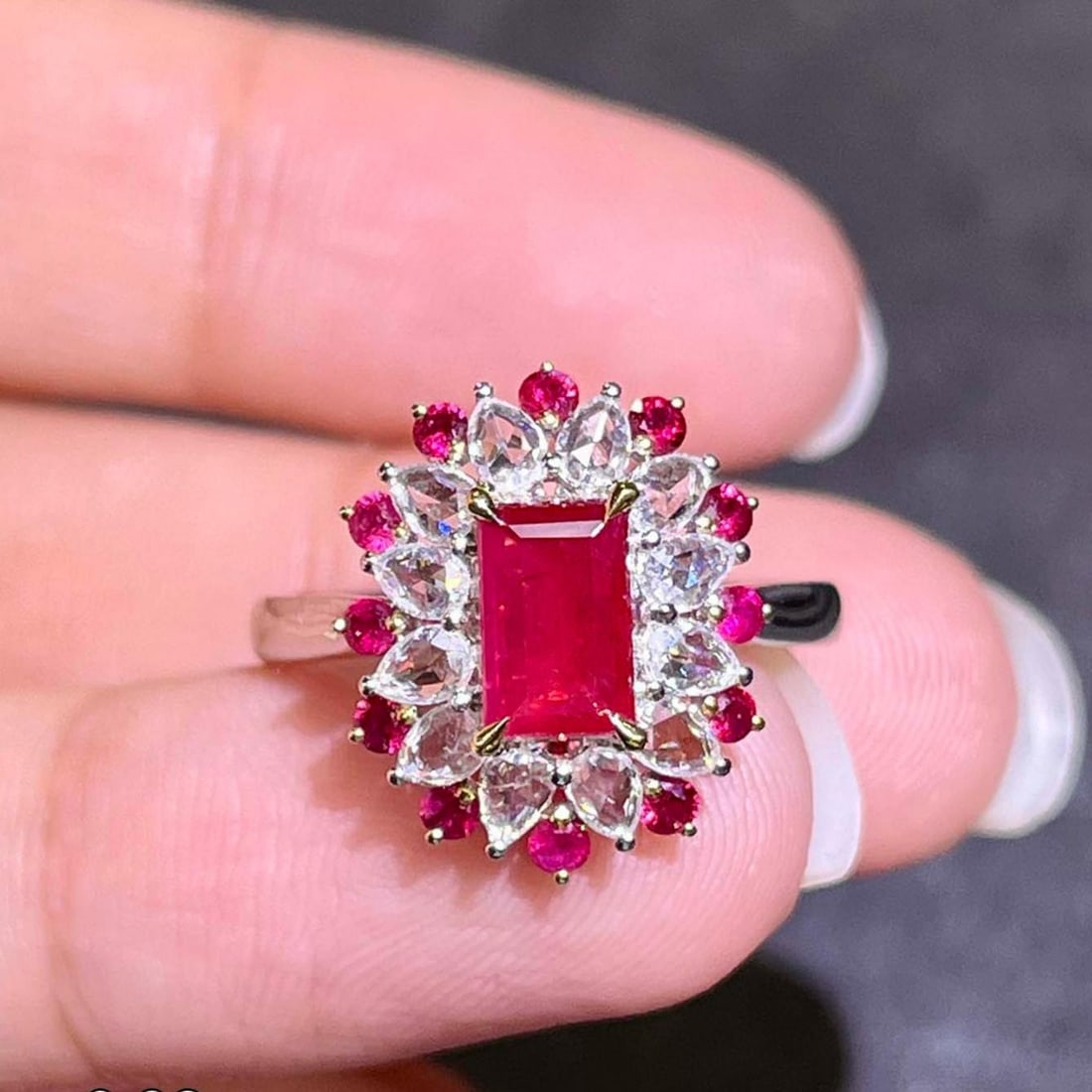 14k Gold 1.58 Ctw Natural Ruby & Diamond Ring - 6