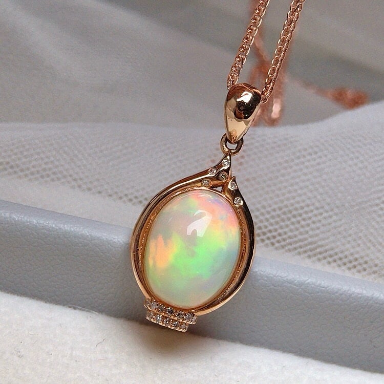 14k Gold 3.50 Ct Natural Opal & Diamond Pendant( Without Chain ) - 3