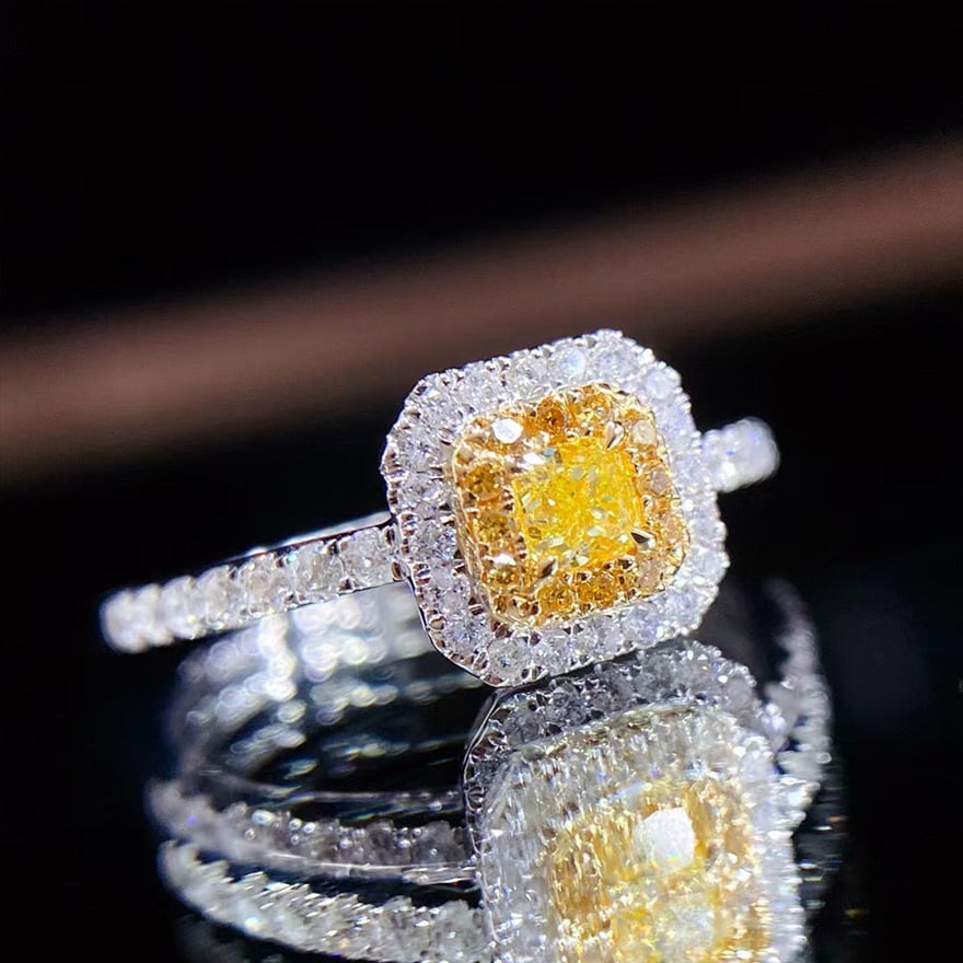 14k Gold 0.45 Ct Natural Color Diamond Ring - 2