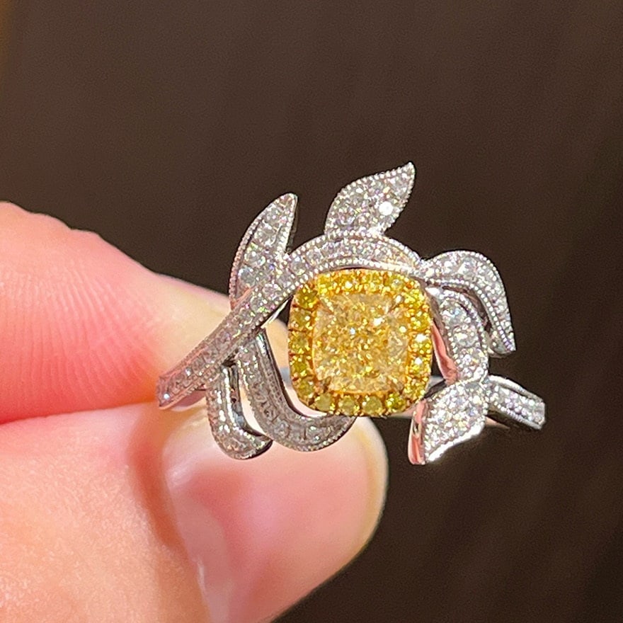 14k Gold 0.6 Ct Natural Yellow Diamond & Diamond Ring: Ref:231093123 // gold content:14k gold // ring size:7. 25us // // main gemstone:yellow diamond // shape:cushion // carat weight:0. 6ct // color:yellow // treatment:natural // // adjacent gemstone 2 :