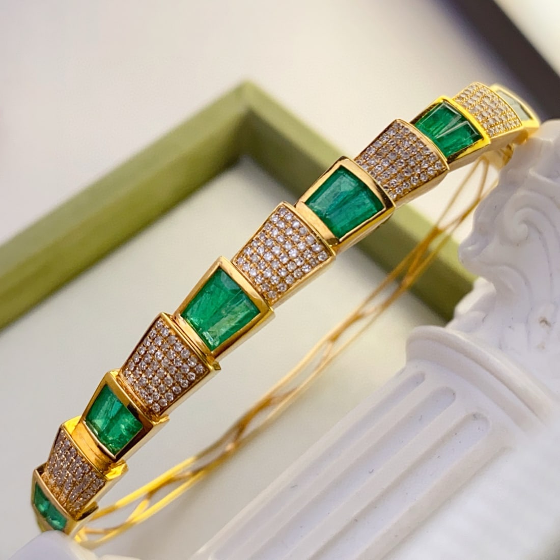 14k Gold 3.30 Ct Natural Emerald & Diamond Bangle - 4