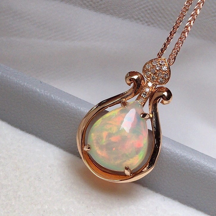 14k Gold 2.10 Ct Natural Opal & Diamond Pendant( Without Chain ) - 3