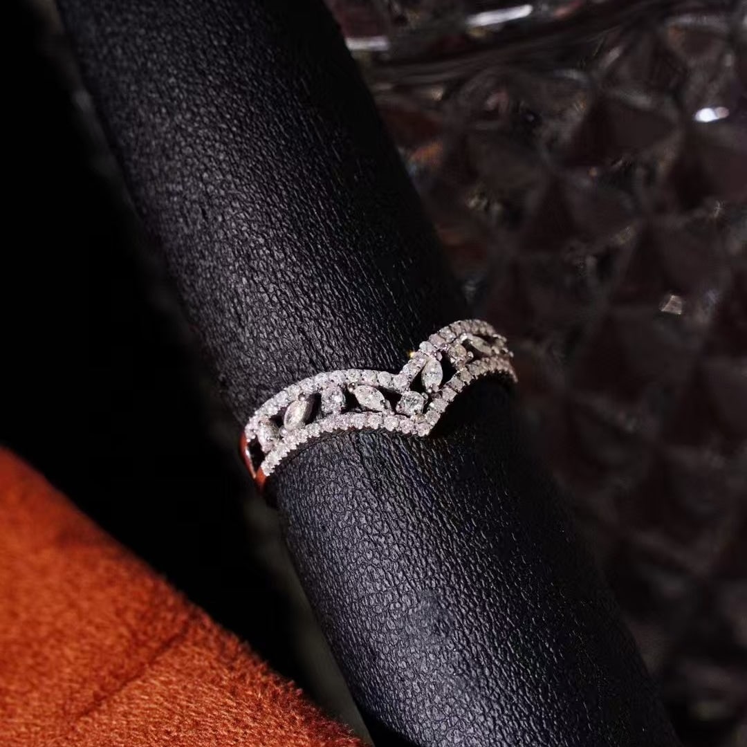 14k Gold 0.65 Ct Natural H Diamond Ring: Ref:231093200 // gold content:14k gold // ring size:7. 25us // // main gemstone:diamond // shape:multiple // carat weight:0. 65ct // clarity grade:vs-si // color:h // treatment:natural // Condition: