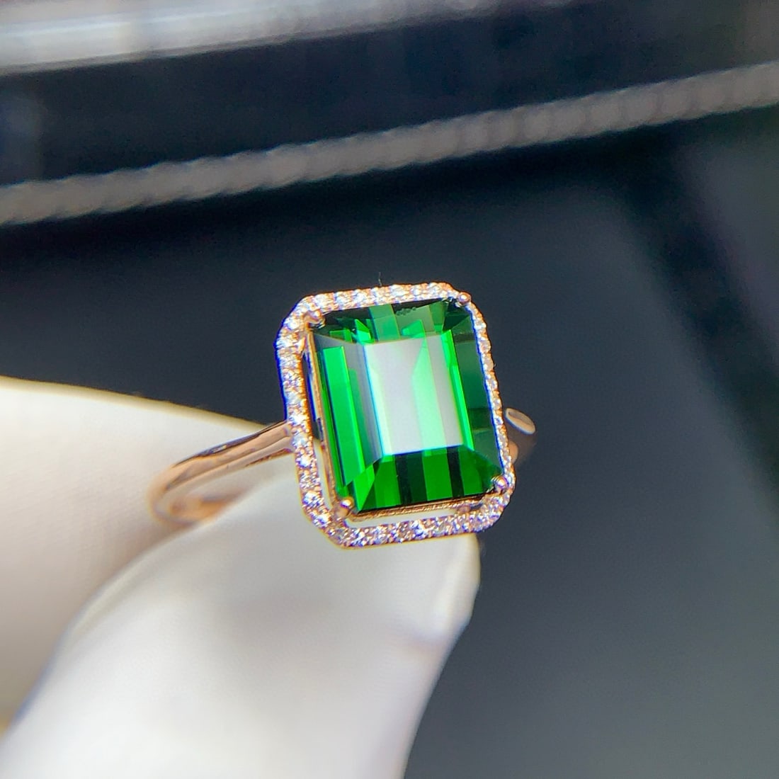14k Gold 3.5 Ct Natural Tourmaline & Diamond Ring - 2