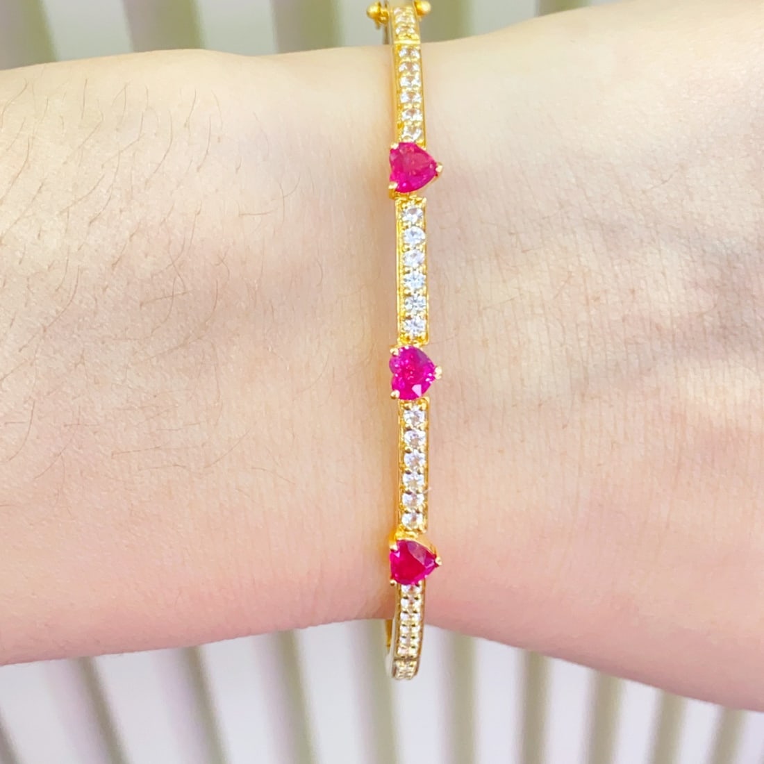 14k Gold 1.20 Ct Natural Ruby & Sapphire Bangle - 4