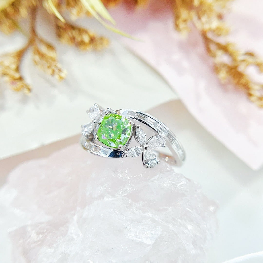 14k Gold 1.73 Ctw Natural Green Diamond & Diamond Ring - 3