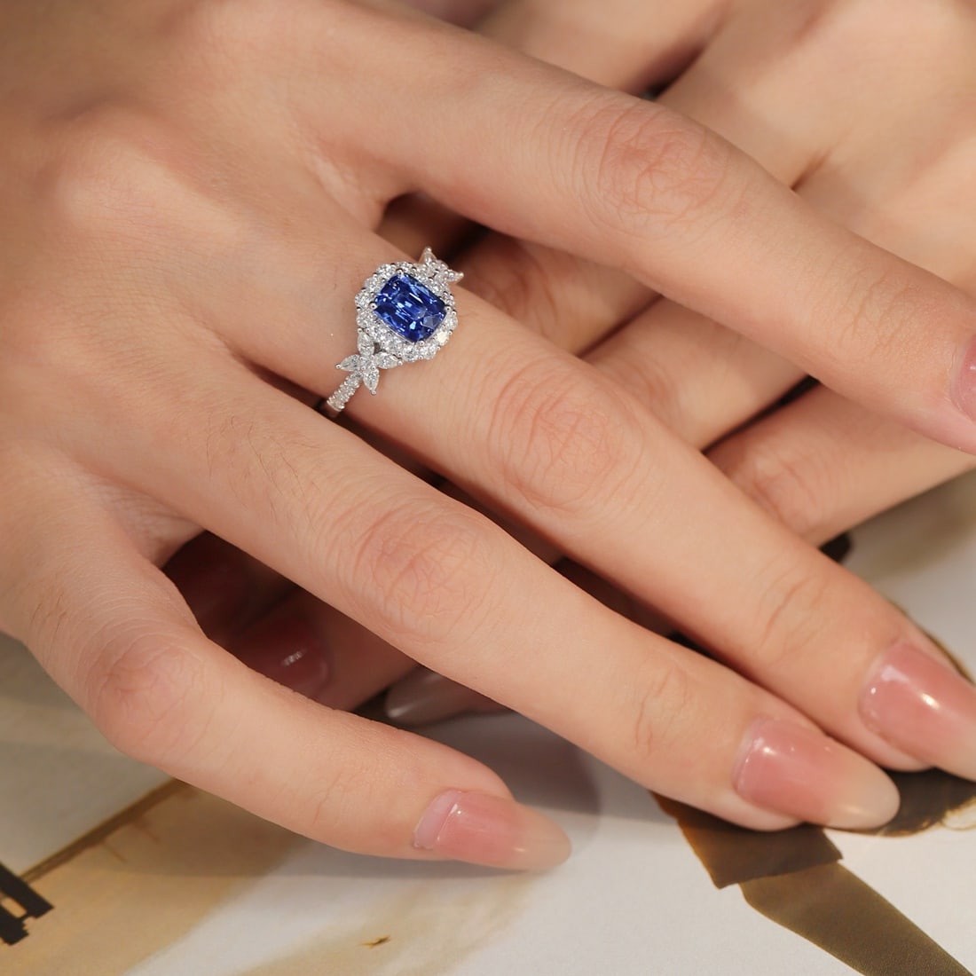 14k Gold 2.33 Ctw Natural Sapphire & Diamond Ring - 4