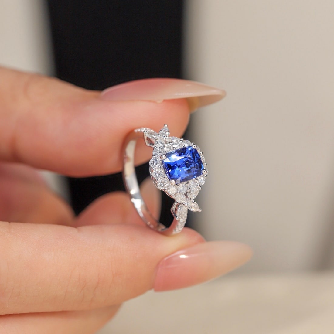 14k Gold 2.33 Ctw Natural Sapphire & Diamond Ring - 6