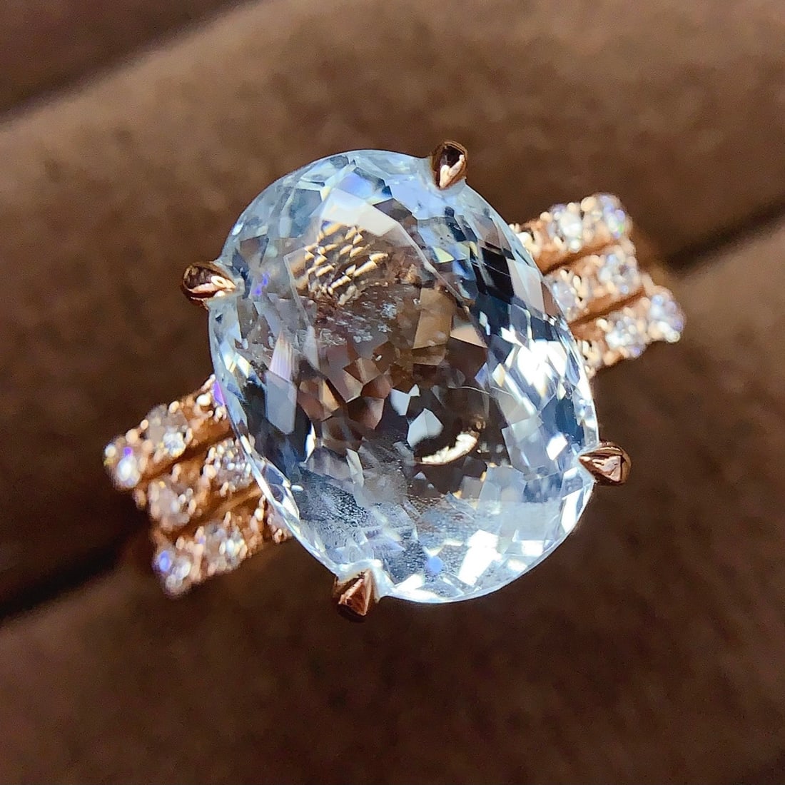 14k Gold 4.65 Ct Natural Aquamarine & Diamond Ring - 4