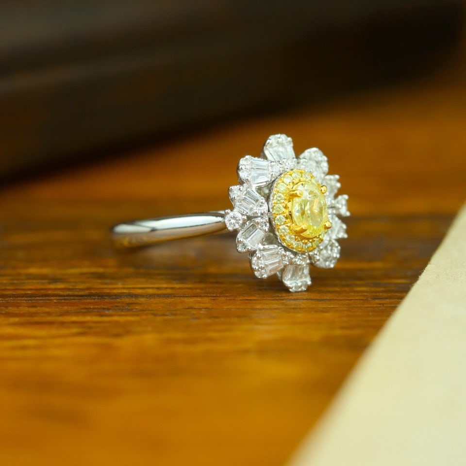 14k Gold 0.47 Ctw Natural Yellow Diamond & Diamond Ring - 3