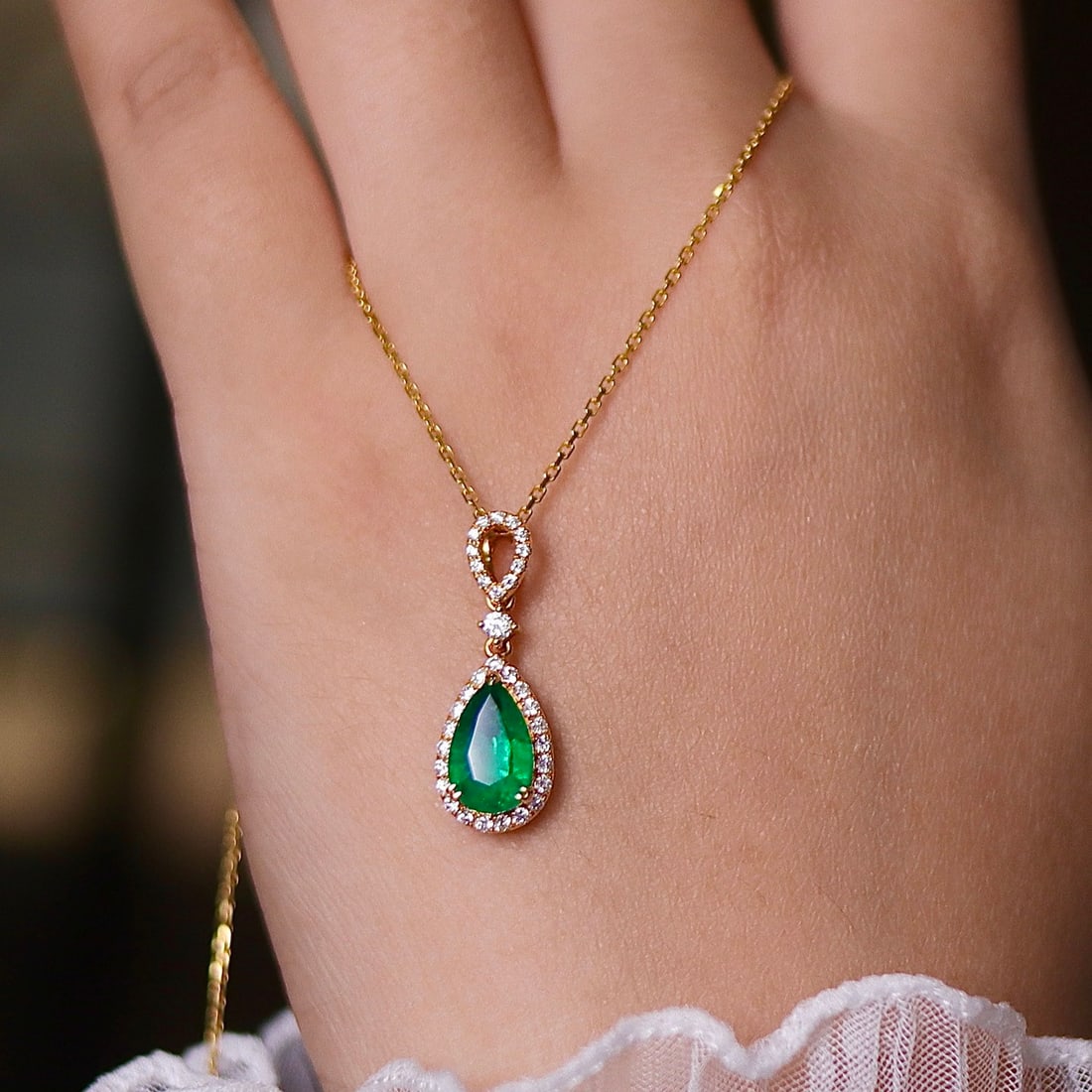 14k Gold 1.91 Ctw Vivid Green Natural Emerald & Diamond Pendant( Without Chain ) - 2