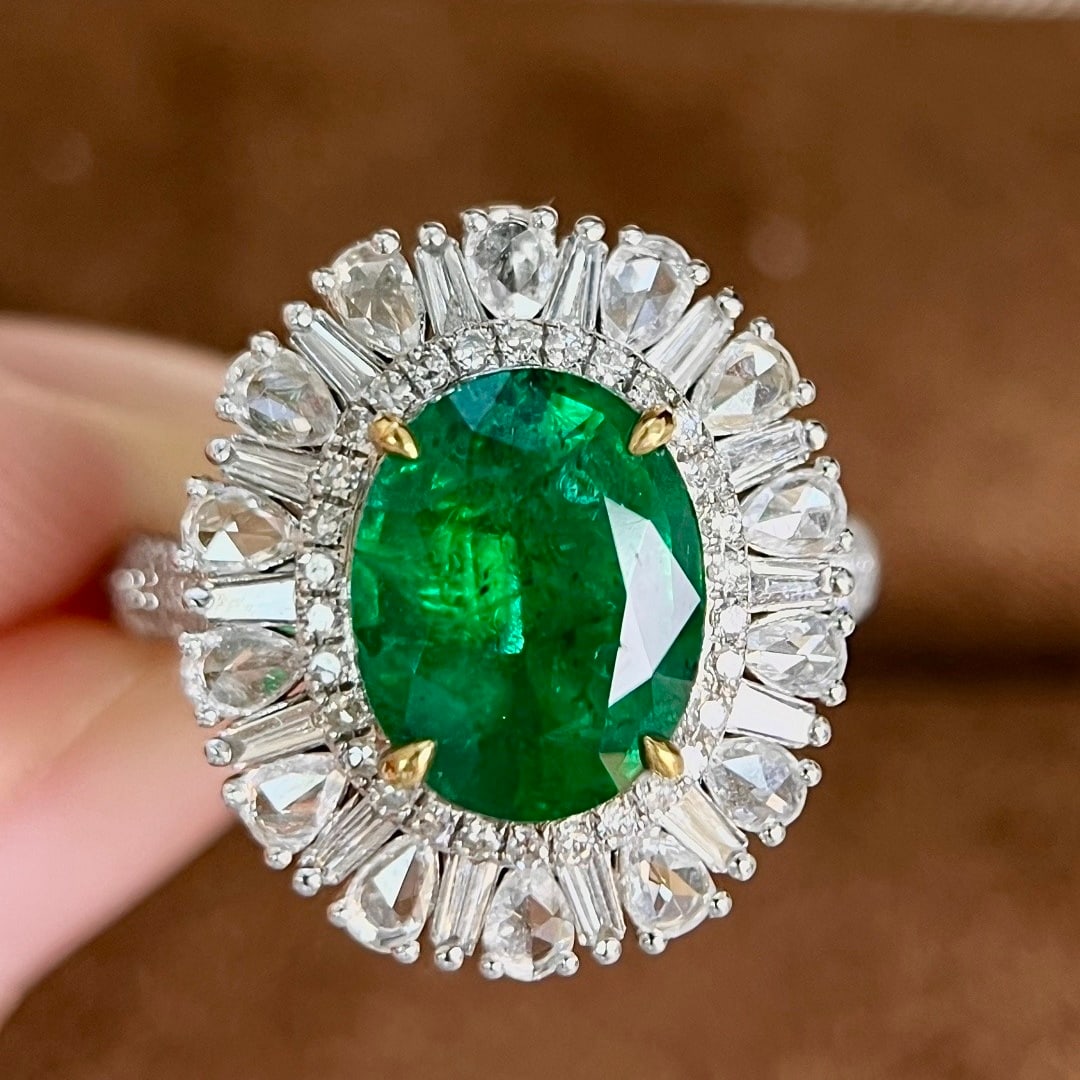 14k Gold 4.21 Ctw Vivid Green Natural Emerald & Diamond Pendant( Without Chain ) - 3