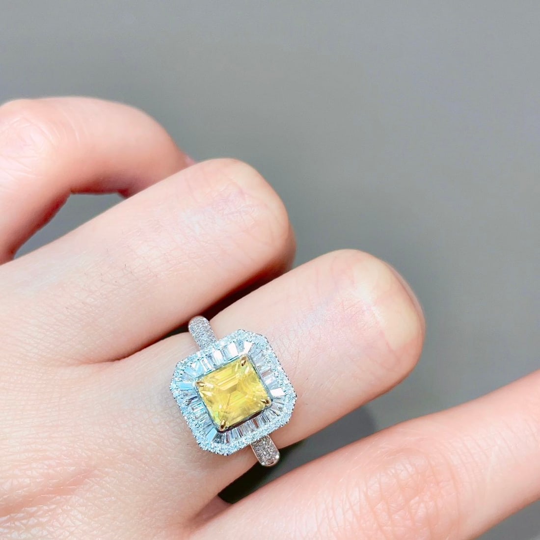 14k Gold 2.03 Ctw Natural Sapphire & Diamond Ring - 6