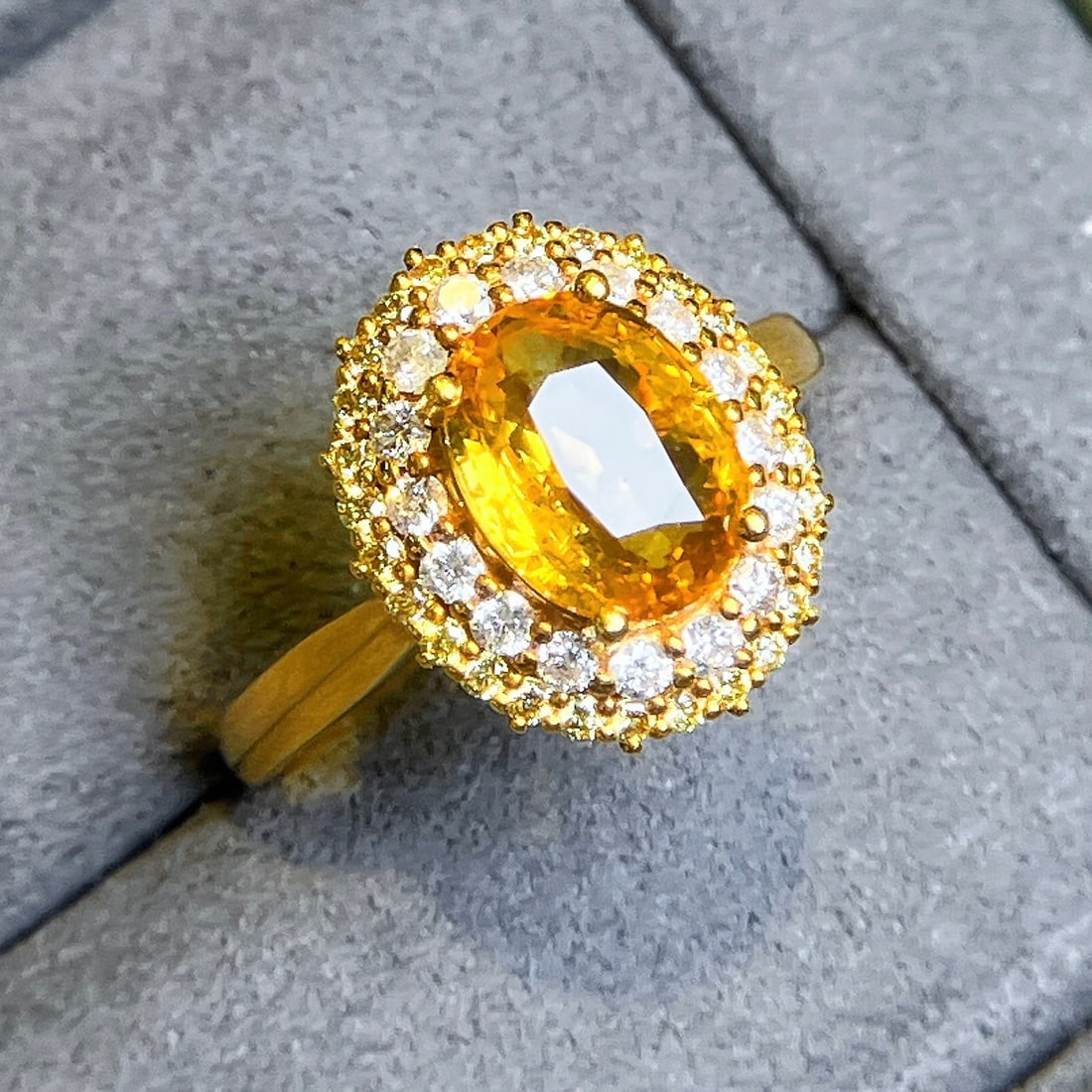 14k Gold 2.66 Ctw Natural Sapphire & Diamond Ring - 2