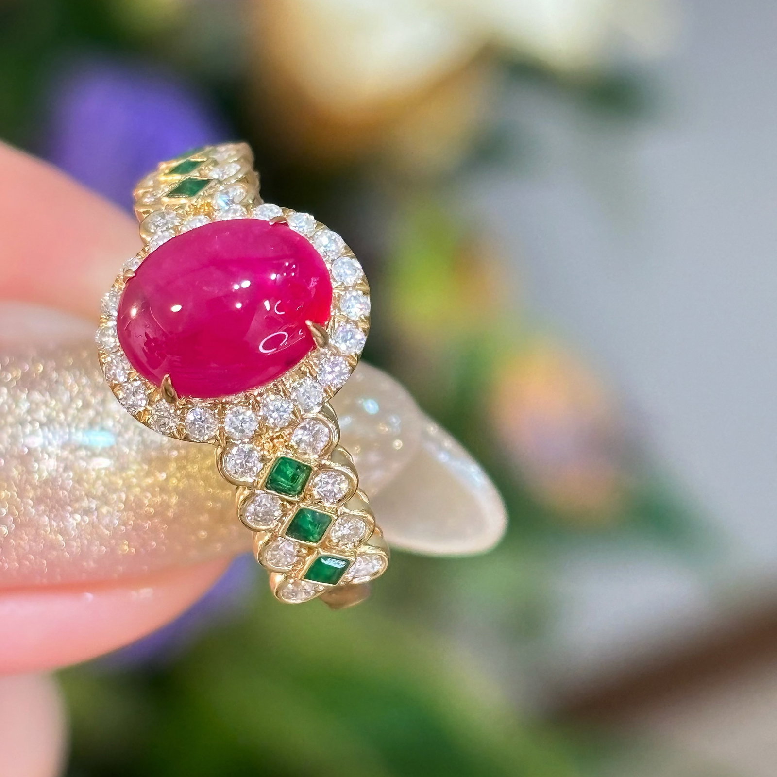 14k Gold 2.2 Ct Natural Ruby & Diamond & Emerald Ring - 6