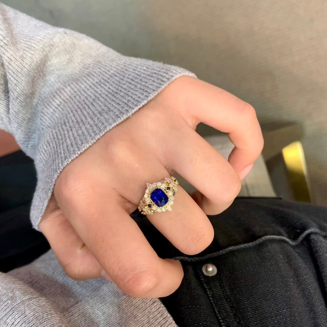 14k Gold 2.29 Ctw Vivid Blue Natural Sapphire & Diamond Ring - 2