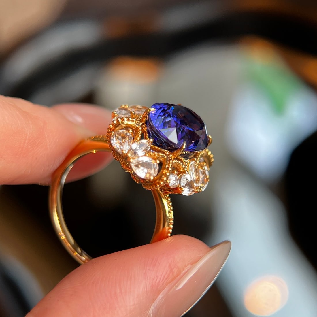 14k Gold 6.53 Ctw Natural Tanzanite & Diamond Ring - 2