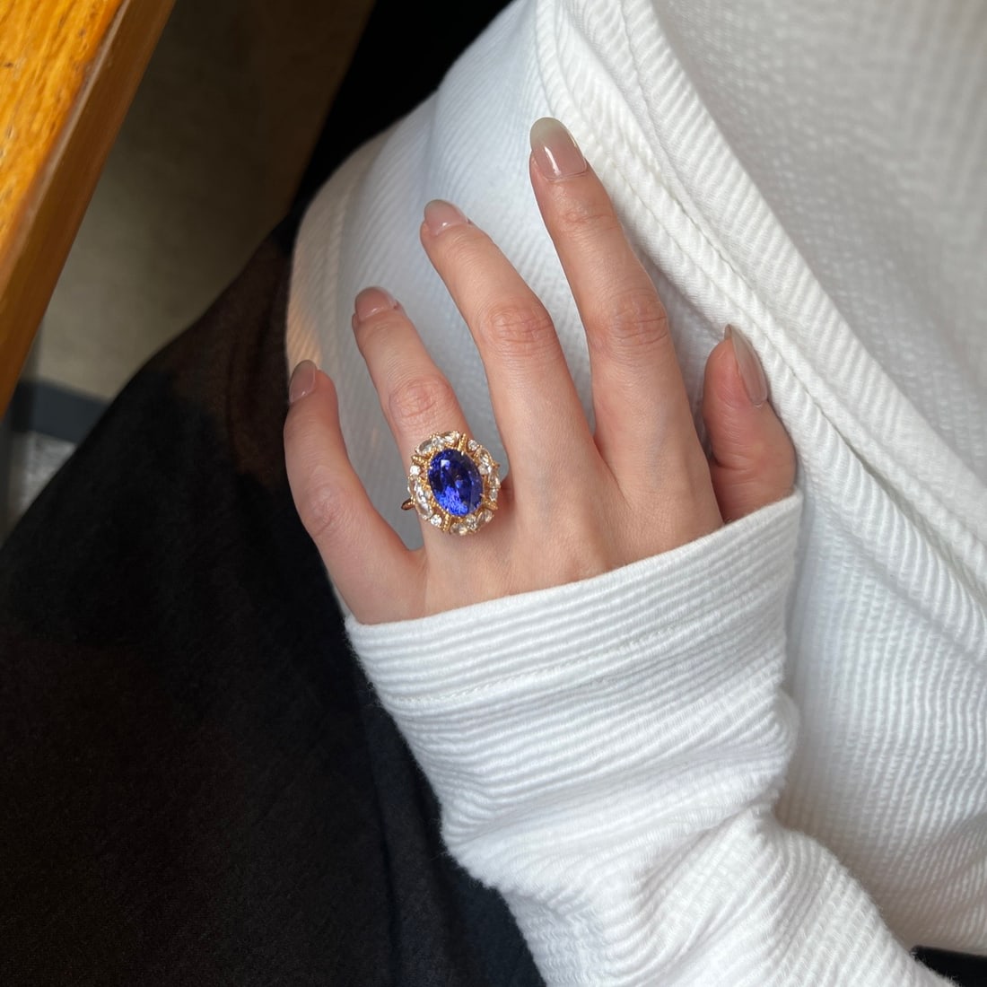 14k Gold 6.53 Ctw Natural Tanzanite & Diamond Ring - 4