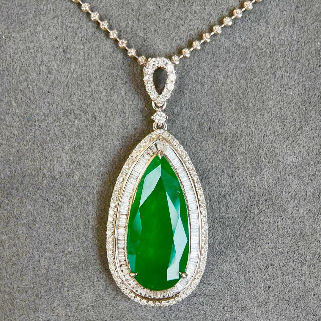 14k Gold 8.39 Ctw Vivid Green Natural Emerald & Diamond Pendant( Without Chain ): Ref:231094161 // gold content:14k gold // main gemstone:emerald // shape:pear // carat weight:7. 50ct // color:vivid green // treatment:natural // // adjacent gemstone 2 : diamond // shape:multiple