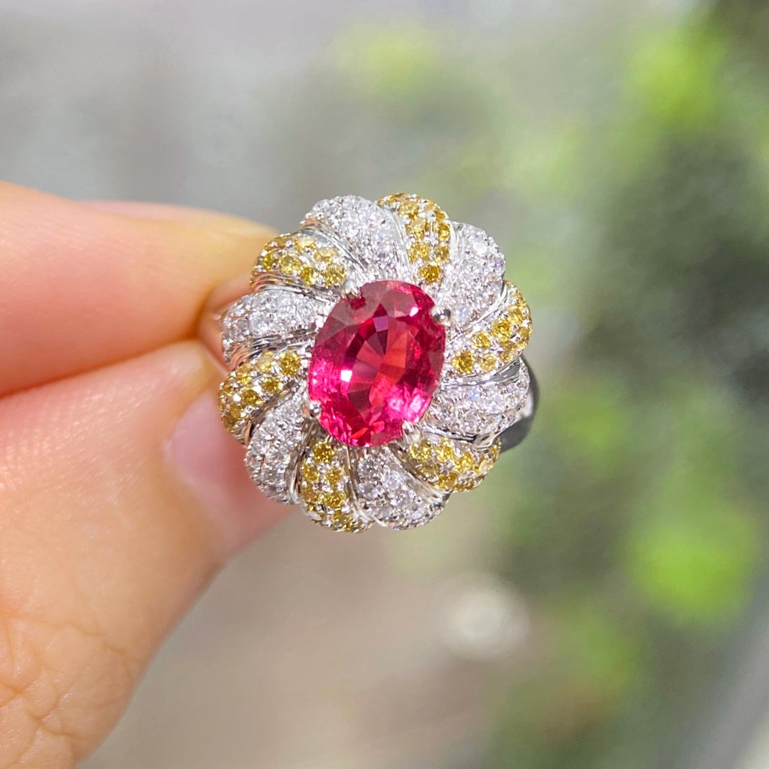 14k Gold 2.36 Ctw Vivid Pink Natural Spinel & Diamond Ring - 2