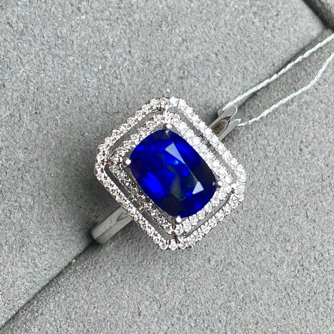 14k Gold 2.91 Ctw Natural Sapphire & Diamond Ring - 2