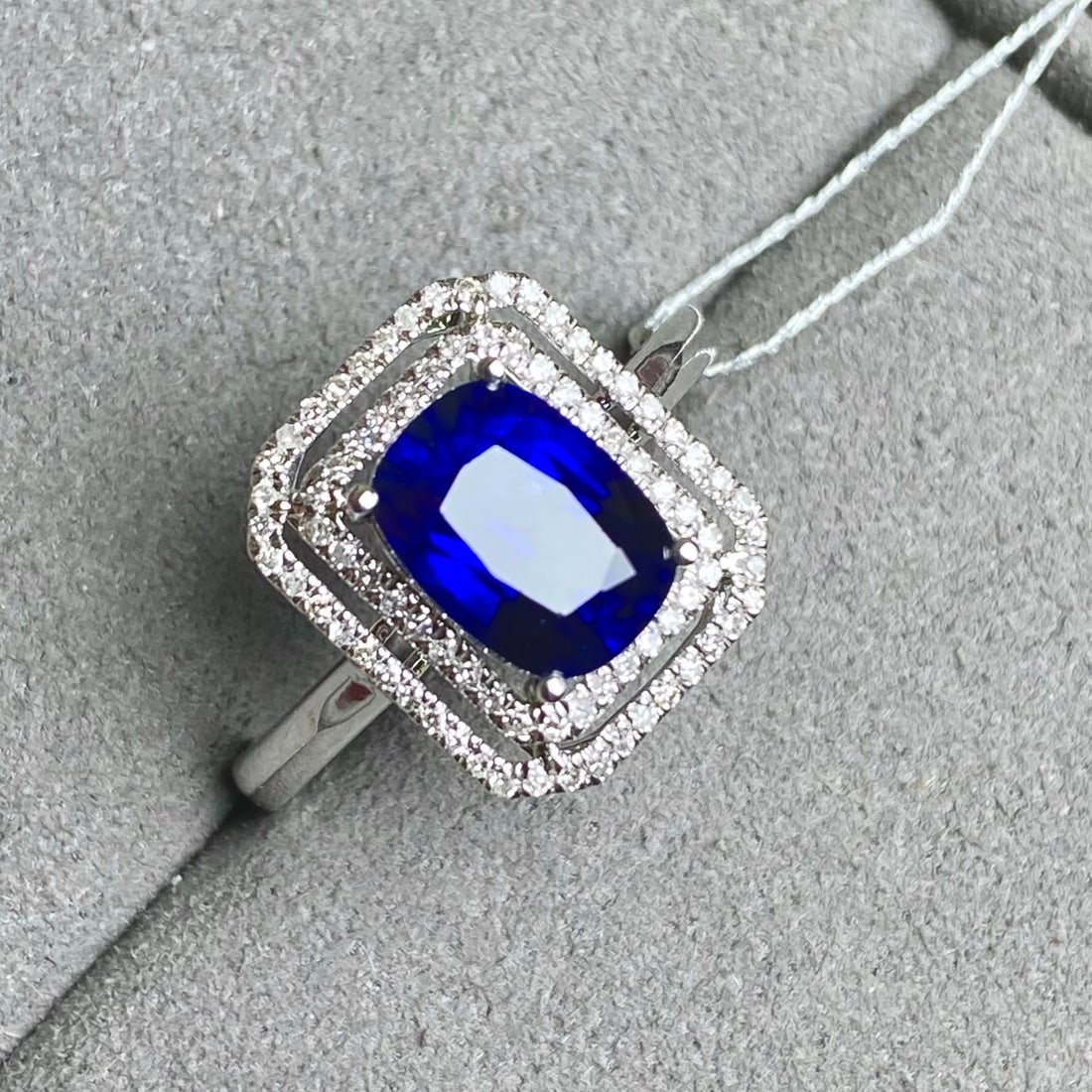 14k Gold 2.91 Ctw Natural Sapphire & Diamond Ring - 3