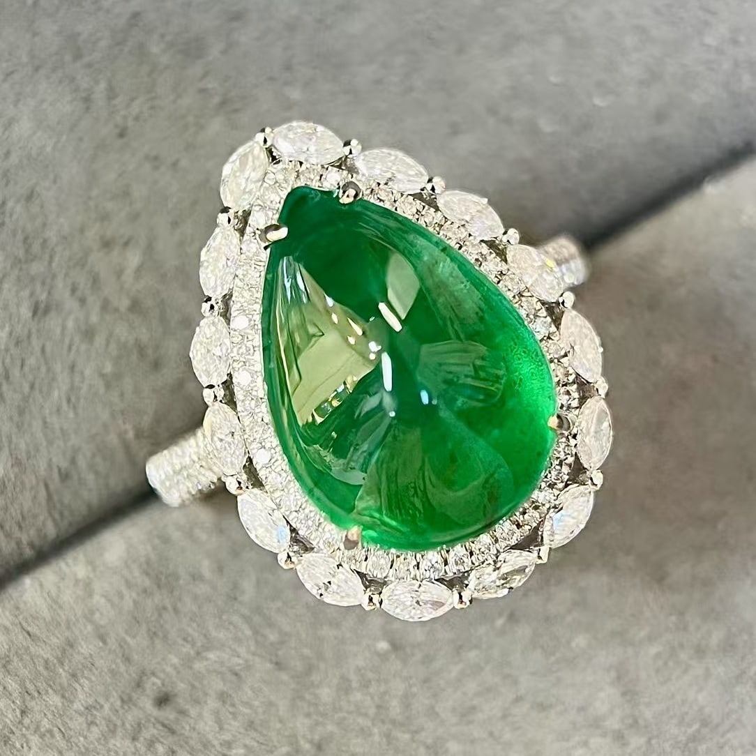 14k Gold 8.34 Ctw Vivid Green Natural Emerald & Diamond Ring - 3