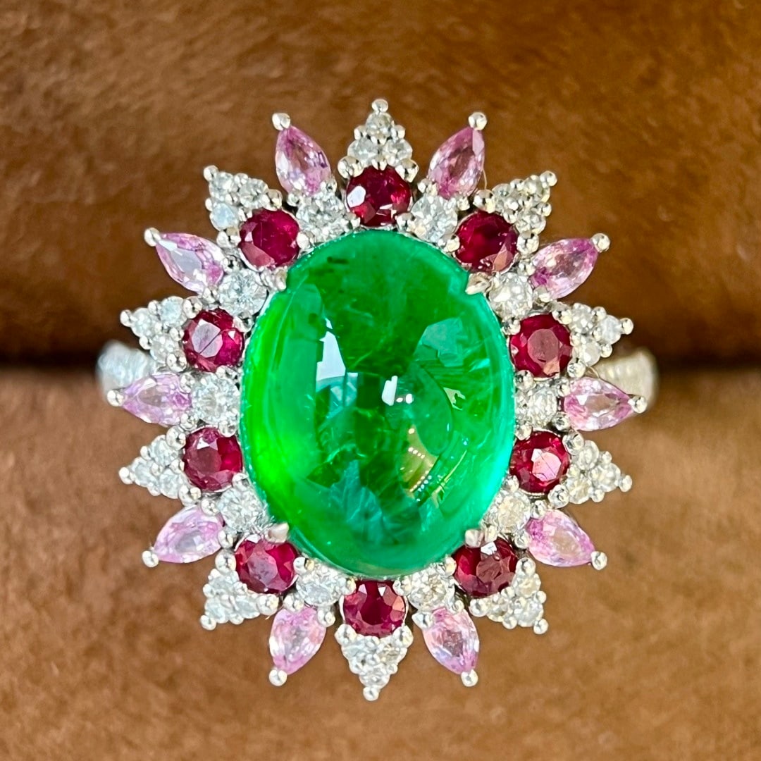 14k Gold 4.42 Ctw Vivid Green Natural Emerald & Diamond Ring/pendant( Without Chain ): Ref:231094203 // gold content:14k gold // ring size:7. 25us // // main gemstone:emerald // shape:oval // carat weight:3. 92ct // color:vivid green // treatment:natural // // adjacent gemstone 2 :