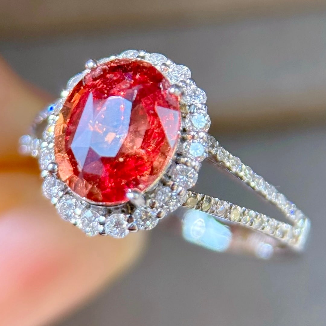14k Gold 2.29 Ctw Natural Padparadscha Sapphire & Diamond Ring - 5