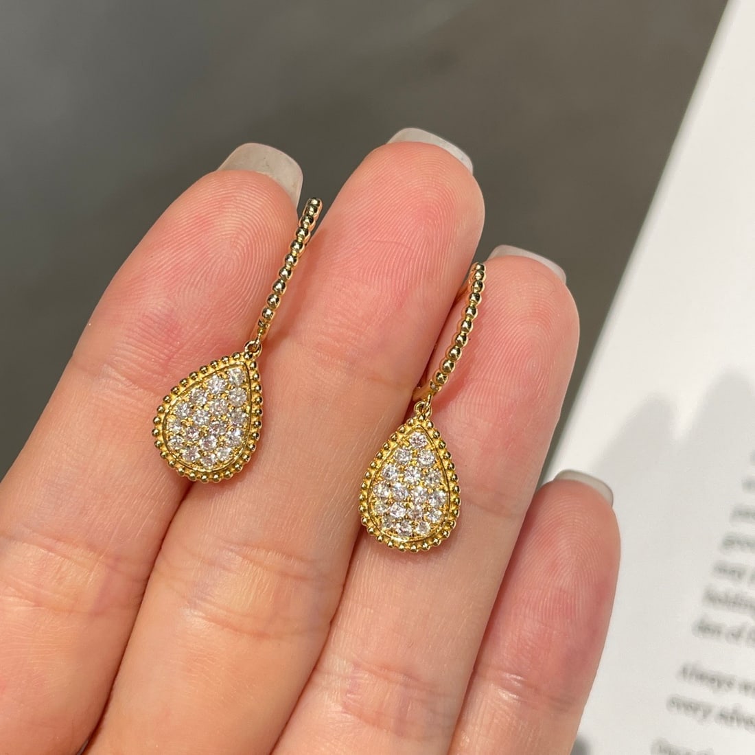 14k Gold 0.56 Ct Natural H Diamond Earrings - 7