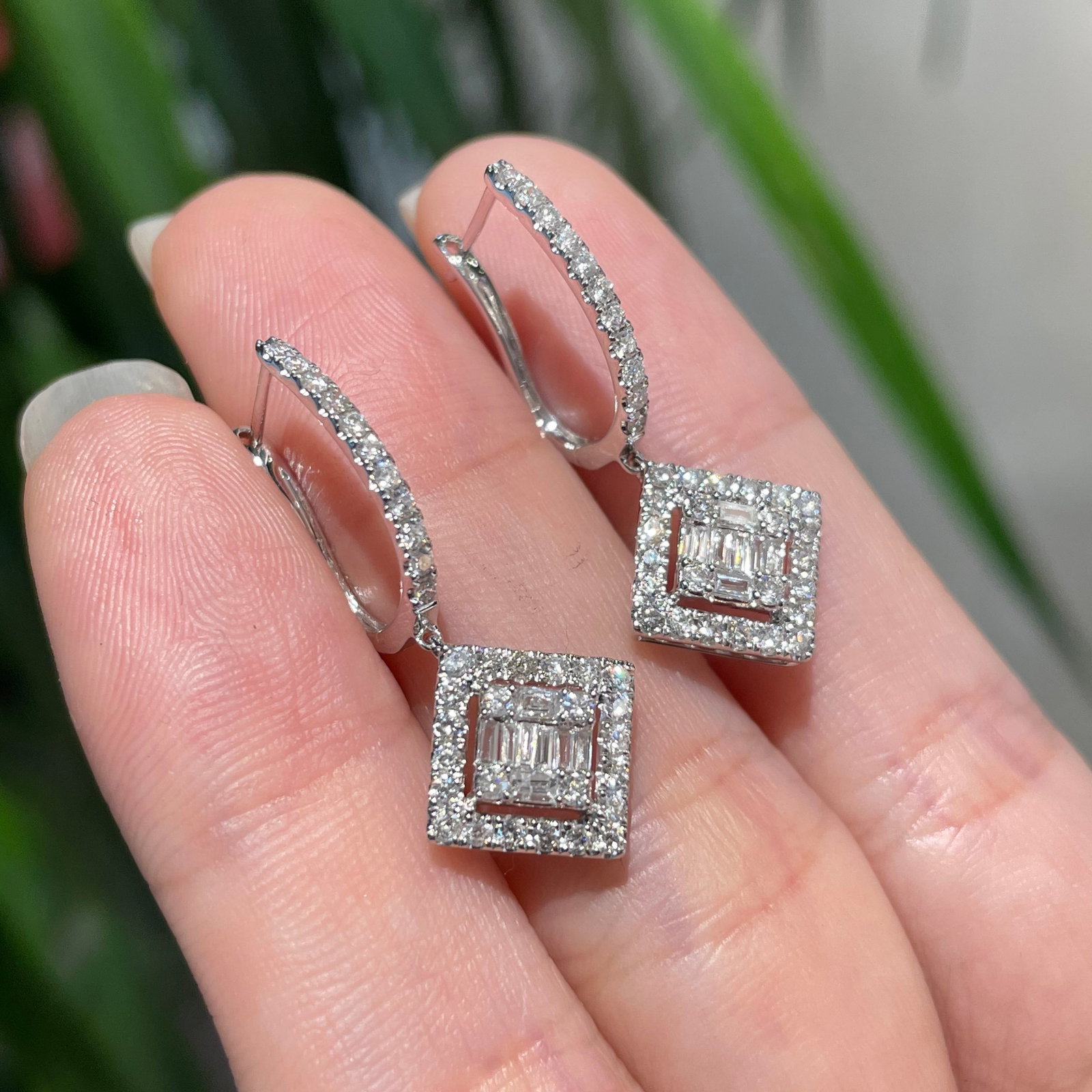 14k Gold 0.8 Ct Natural H Diamond Earrings - 5