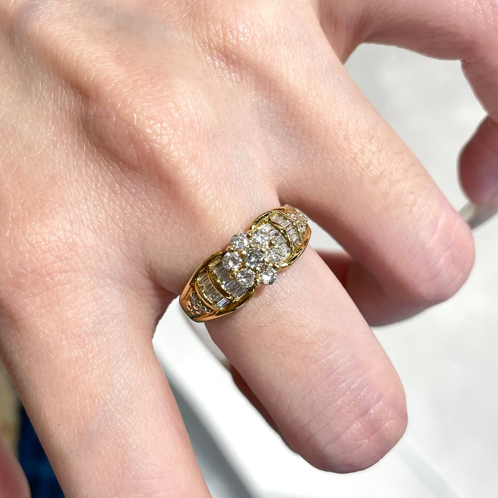14k Gold 0.62 Ct Natural H Diamond Ring: Ref:231094225 // gold content:14k gold // ring size:7. 25us // // main gemstone:diamond // shape:multiple // carat weight:0. 62ct // clarity grade:vs-si // color:h // treatment:natural // Condition: