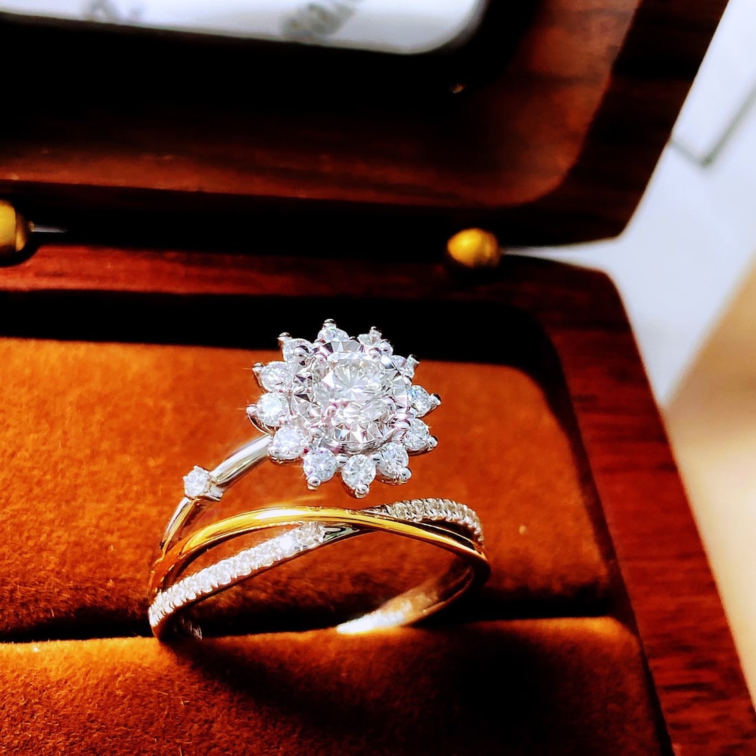 14k Gold 0.3 Ct Natural H Diamond Ring - 3