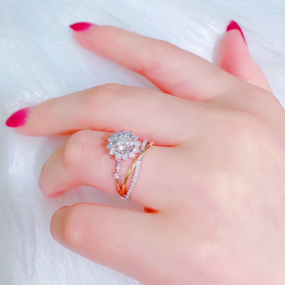 14k Gold 0.3 Ct Natural H Diamond Ring - 4