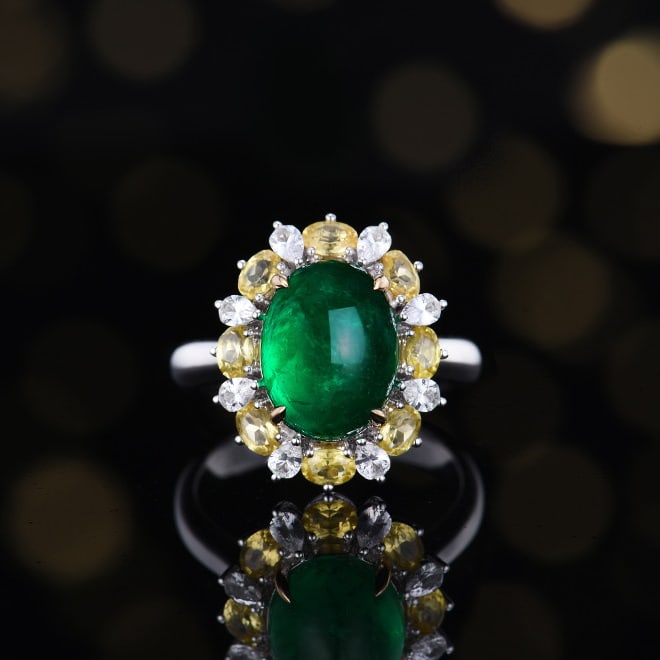 14k Gold 4.89 Ctw Vivid Green Natural Emerald & Diamond Ring/pendant( Without Chain ): Ref:231094235 // gold content:14k gold // ring size:7. 25us // // main gemstone:emerald // shape:oval // carat weight:4. 86ct // color:vivid green // treatment:natural // // adjacent gemstone 2 :