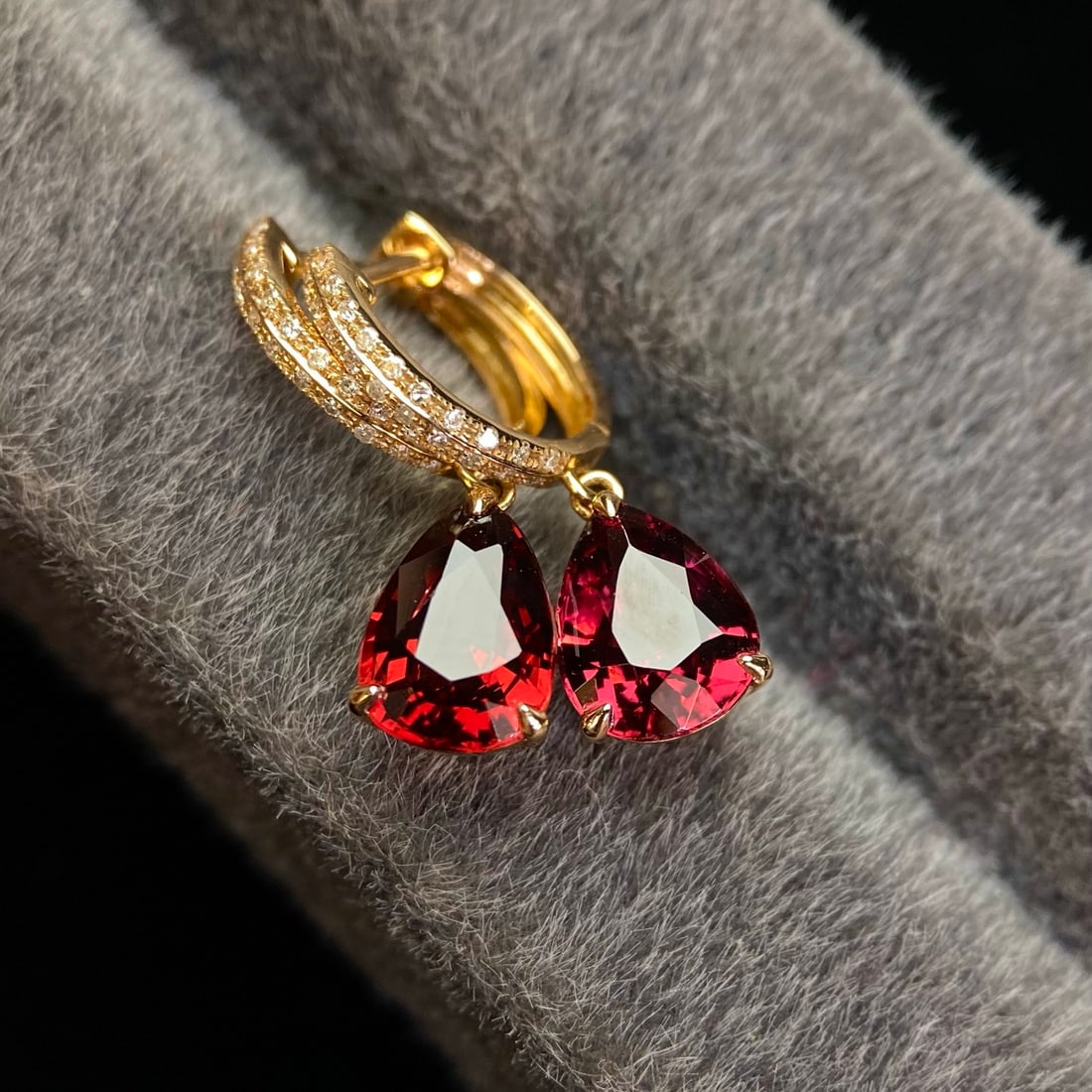 14k Gold 3.59 Ct Natural Garnet & Diamond Earrings - 2
