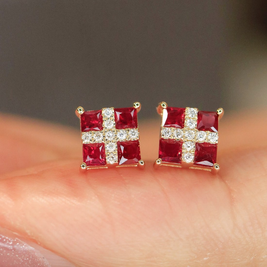 14k Gold 0.54 Ctw Natural Ruby & Diamond Earrings - 3