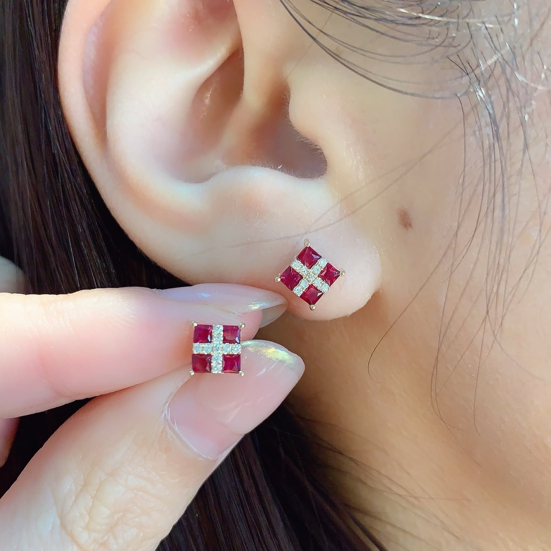 14k Gold 0.54 Ctw Natural Ruby & Diamond Earrings - 5