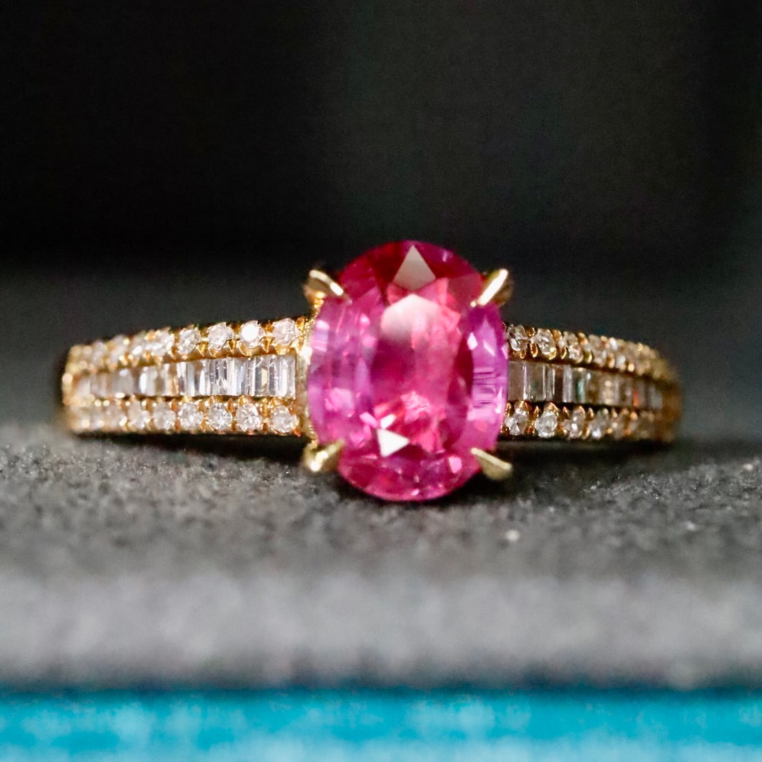 14k Gold 1.26 Ctw Natural Ruby & Diamond Ring: Ref:231094295 // gold content:14k gold // ring size:7. 25us // // main gemstone:ruby // shape:oval // carat weight:1. 0ct // color:red // treatment:natural // // adjacent gemstone 2 : diamond //